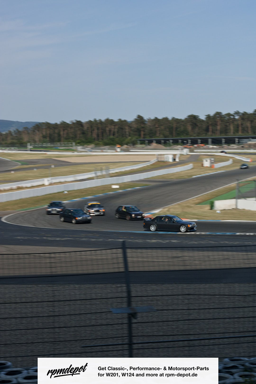 Rückblick: DTM Revival Hockenheim 2023 58 Mercedes 190E on Track DTM Revival Hockenheim 2023 rpmdepot Mercedes W201 190 W124 Teile